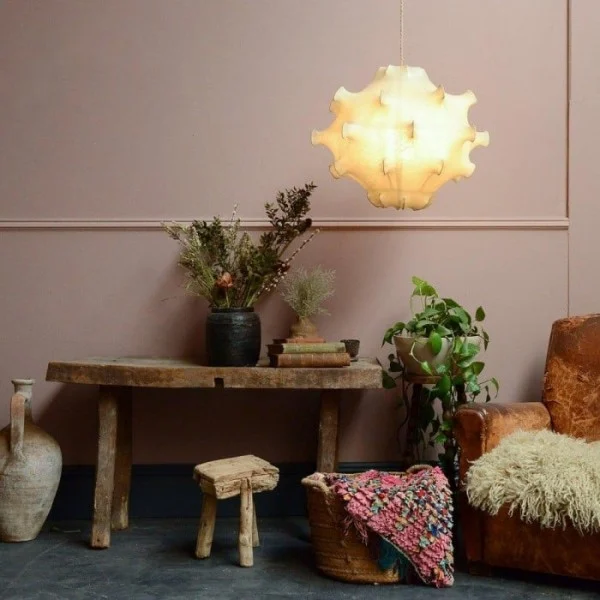 Taraxacum Pendant Light side profile sculptural shape