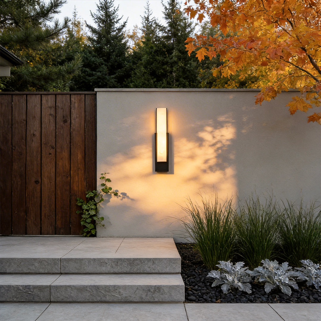 Sentinella Slim Outdoor Marble-Effect Wall Light