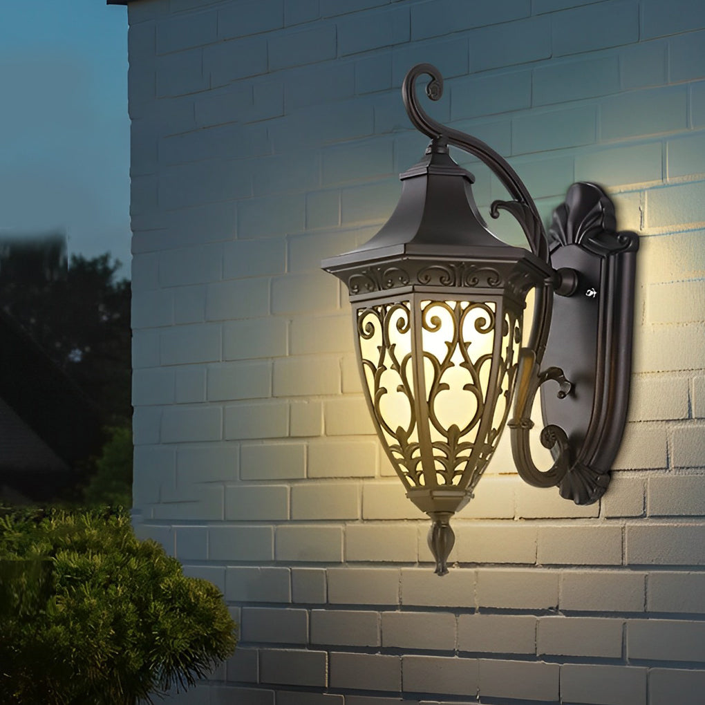 Lanterna Vintage Outdoor Wall Lantern