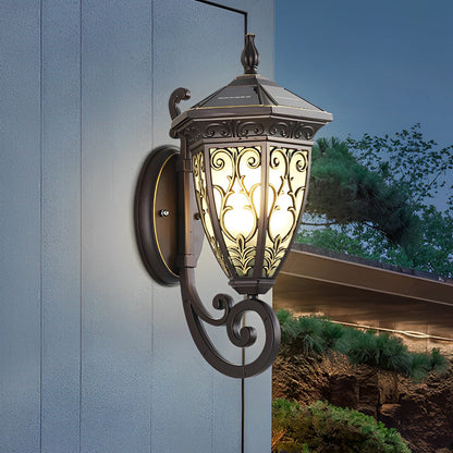 Lanterna Vintage Outdoor Wall Lantern