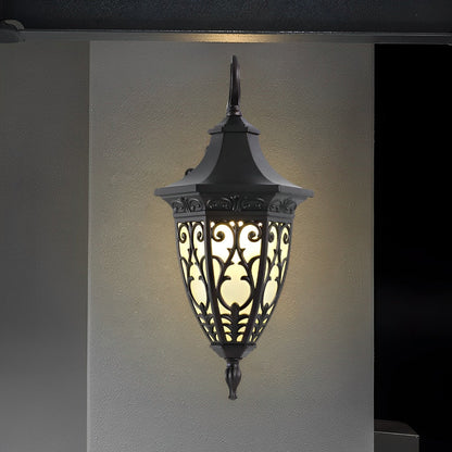 Lanterna Vintage Outdoor Wall Lantern
